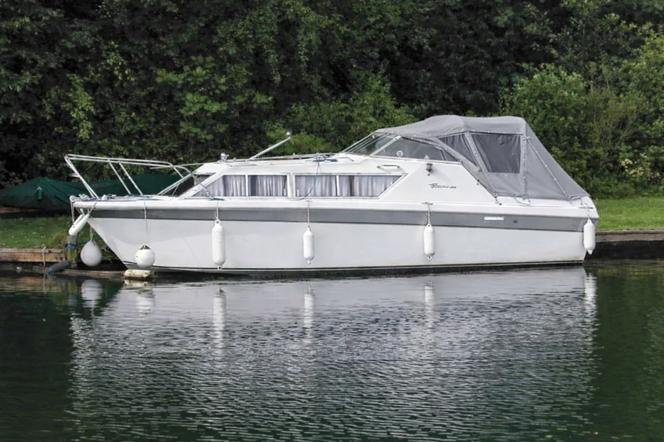 Seamaster 27 — New Canopy Hood, River Severn, Tewkesbury