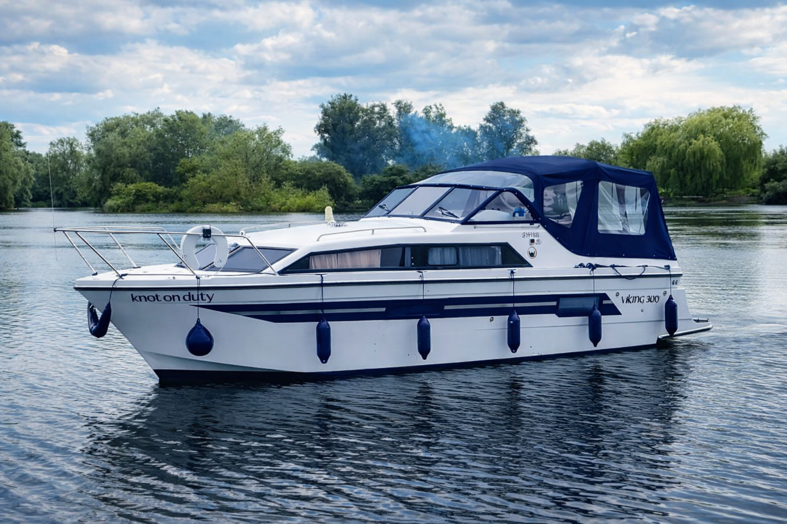Viking 23 — Bespoke Canopy, Leeds-Liverpool Canal, Skipton